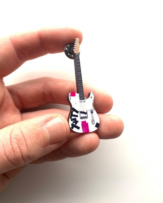 Yungblud Guitar Pin