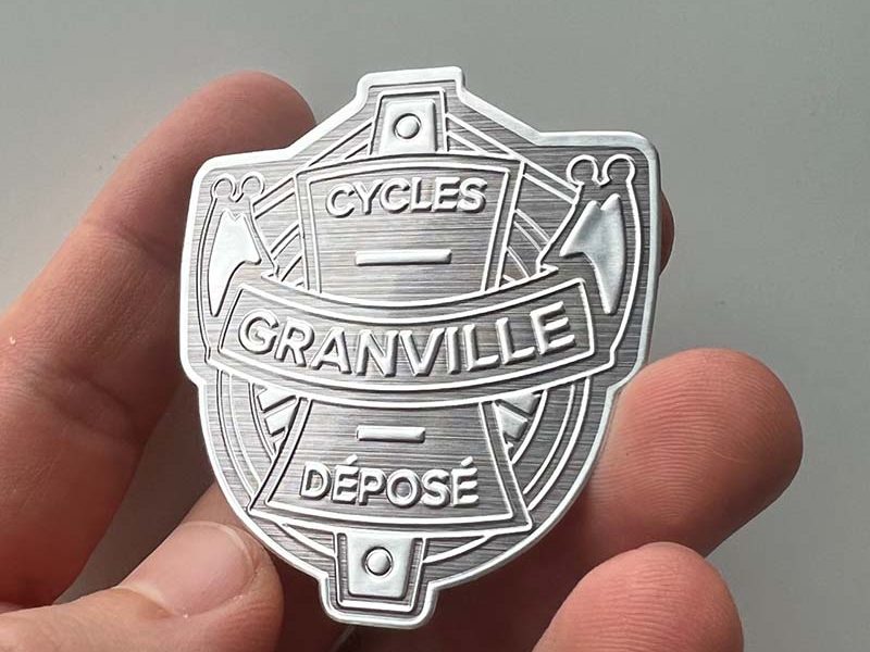 Flexible Metal Badge / Brushed Alumnium